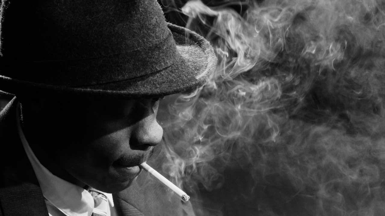 FEATURED SMOKEING