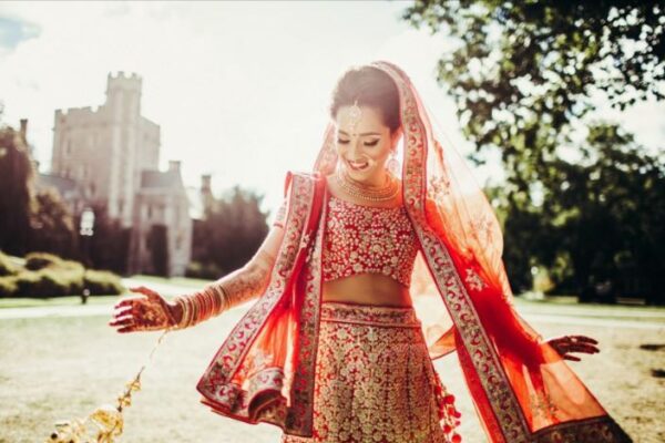 7 Asian Dresses for Wedding: Luxury Fashion Guide 123