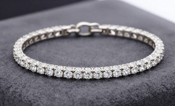 Diamond-Tennis-Bracelet